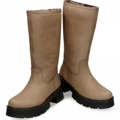 Charis^Panama Jack Hot