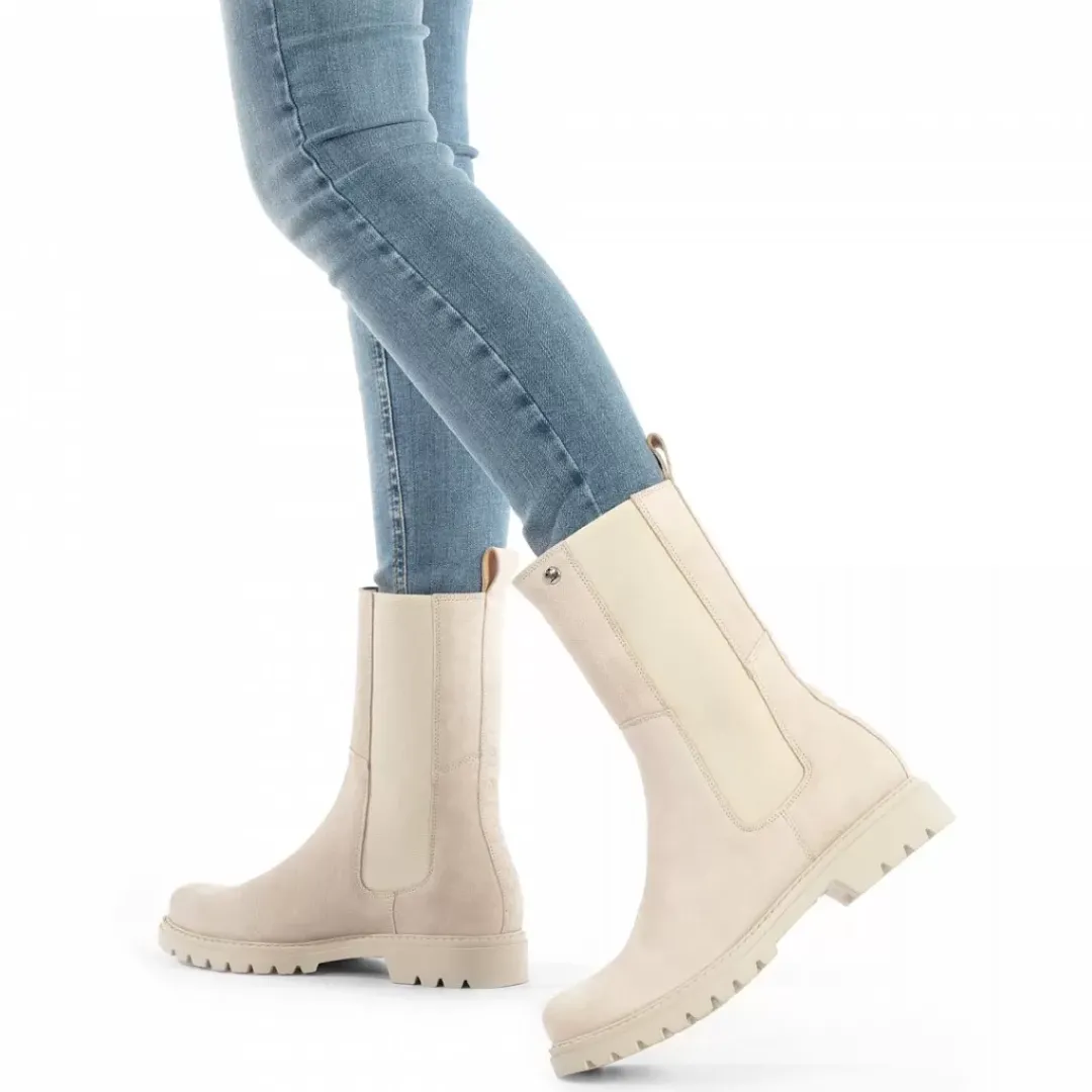 Fresno^Panama Jack Sale