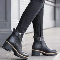 Pauline Trav^Panama Jack Hot