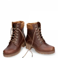 Phoebe^Panama Jack Online